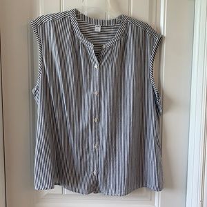 Women’s sleeveless gray and white striped top